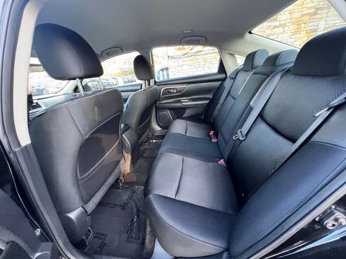 Used 2017 Nissan Altima 2.5 SR image 14