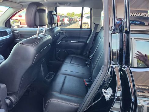 Used 2017 Jeep Compass High Altitude FWD image 15