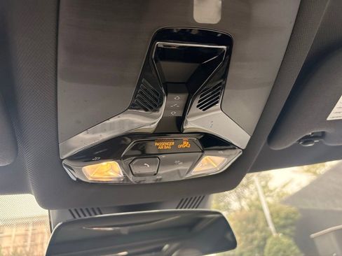 Used 2025 MINI Cooper S image 34