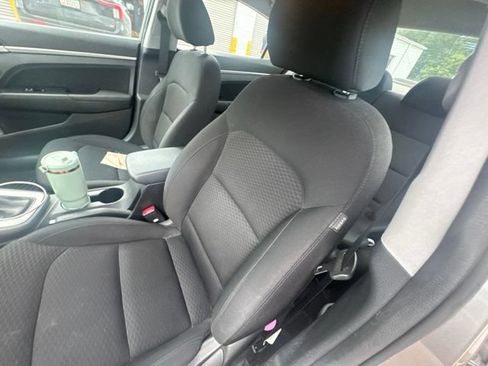 Used 2020 Hyundai Elantra Value Edition w/ Winter Weather Package FWD image 26