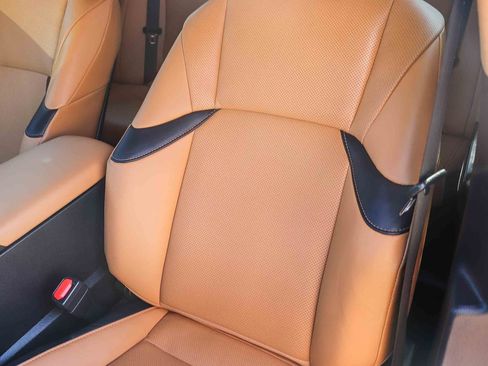 Used 2024 Lexus ES 300h w/ Premium Package FWD image 32