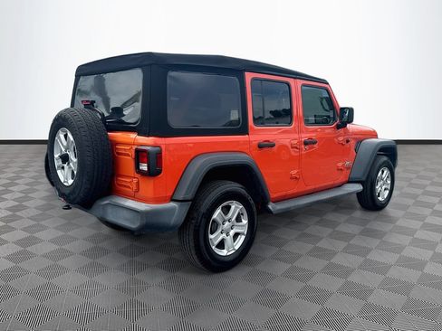 Used 2018 Jeep Wrangler Unlimited Sport S AWD/4WD image 6