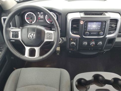 Used 2024 RAM 1500 Classic SLT AWD/4WD image 17