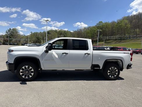 Used 2023 Chevrolet Silverado 2500 Custom w/ Gooseneck/5TH Wheel Package image 8