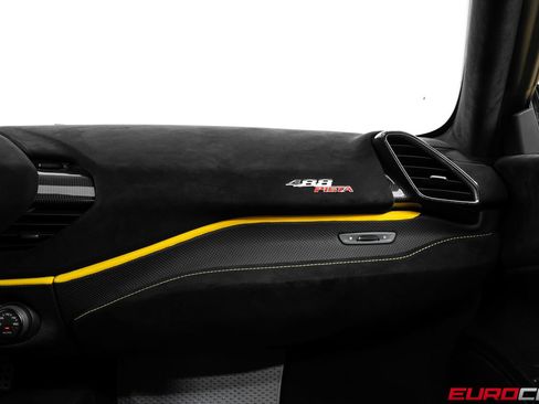 Used 2020 Ferrari 488 Pista Coupe RWD image 44