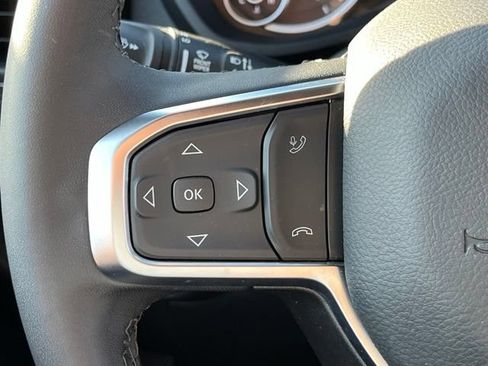 Used 2025 RAM 2500 Big Horn AWD/4WD image 15