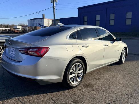 Used 2021 Chevrolet Malibu LT image 4