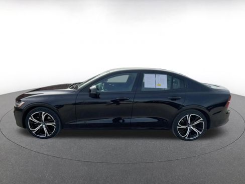 Used 2025 Volvo S60 B5 Plus AWD/4WD image 9