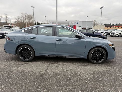 New 2026 Nissan Sentra SR w/ SR Premium Package FWD image 8