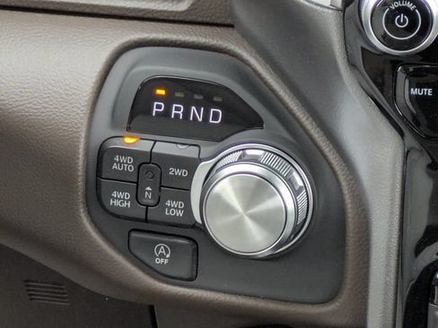 New 2026 RAM 1500 Laramie AWD/4WD image 18