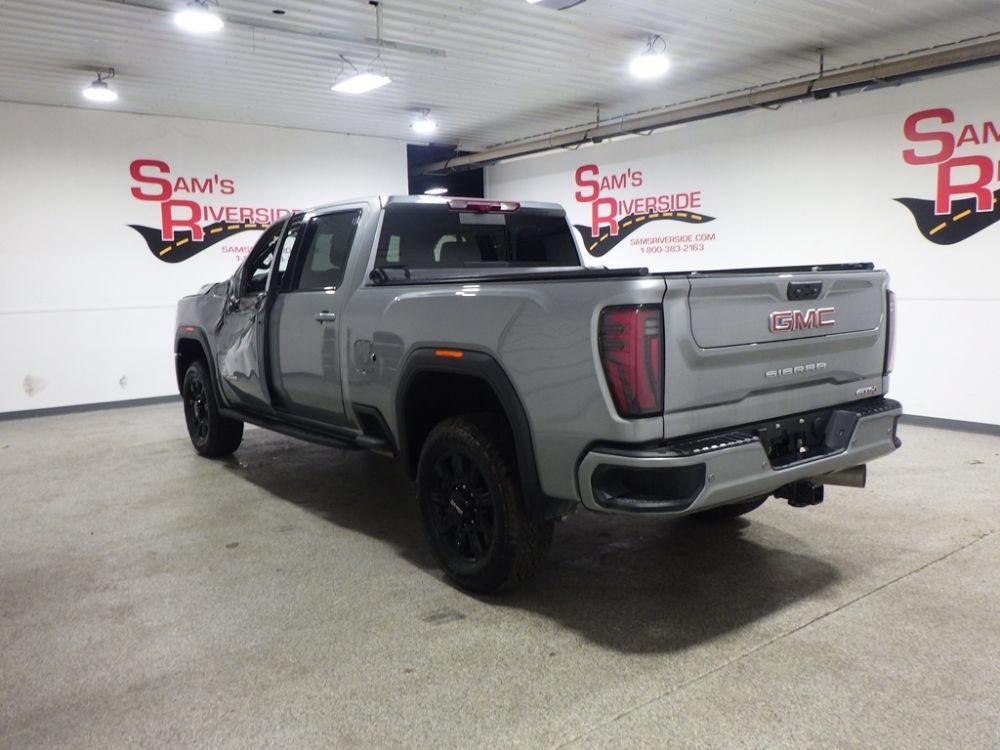Used 2026 GMC Sierra 2500 AT4 w/ AT4 Premium Plus Package AWD/4WD image 2