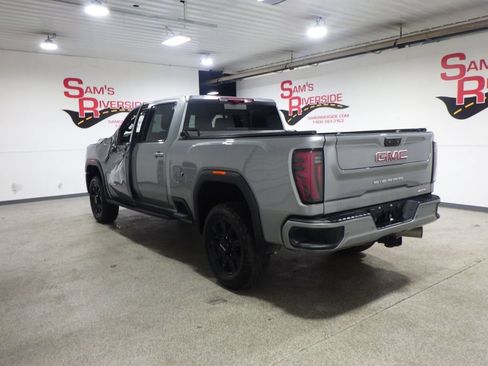Used 2026 GMC Sierra 2500 AT4 w/ AT4 Premium Plus Package AWD/4WD image 2