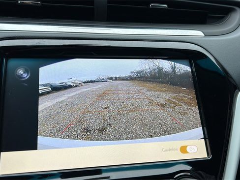 Used 2020 Chevrolet Bolt LT image 21