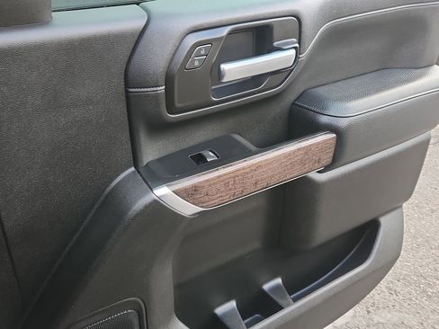 Used 2023 GMC Sierra 2500 Denali image 16