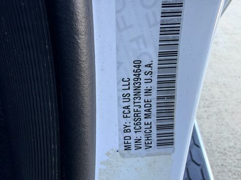 Used 2022 RAM 1500 Laramie AWD/4WD image 33