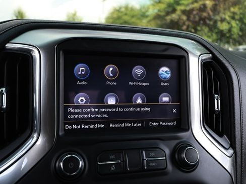 Used 2020 Chevrolet Silverado 1500 RST AWD/4WD image 16