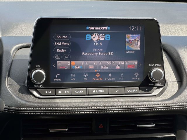 Used 2024 Nissan Rogue SV AWD/4WD image 17