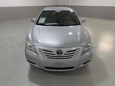 Used 2007 Toyota Camry LE FWD image 3