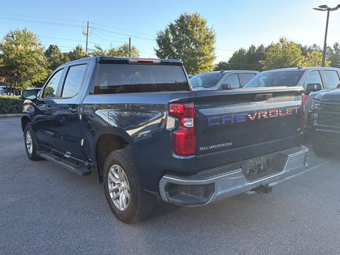 Used 2021 Chevrolet Silverado 1500 LT RWD image 2