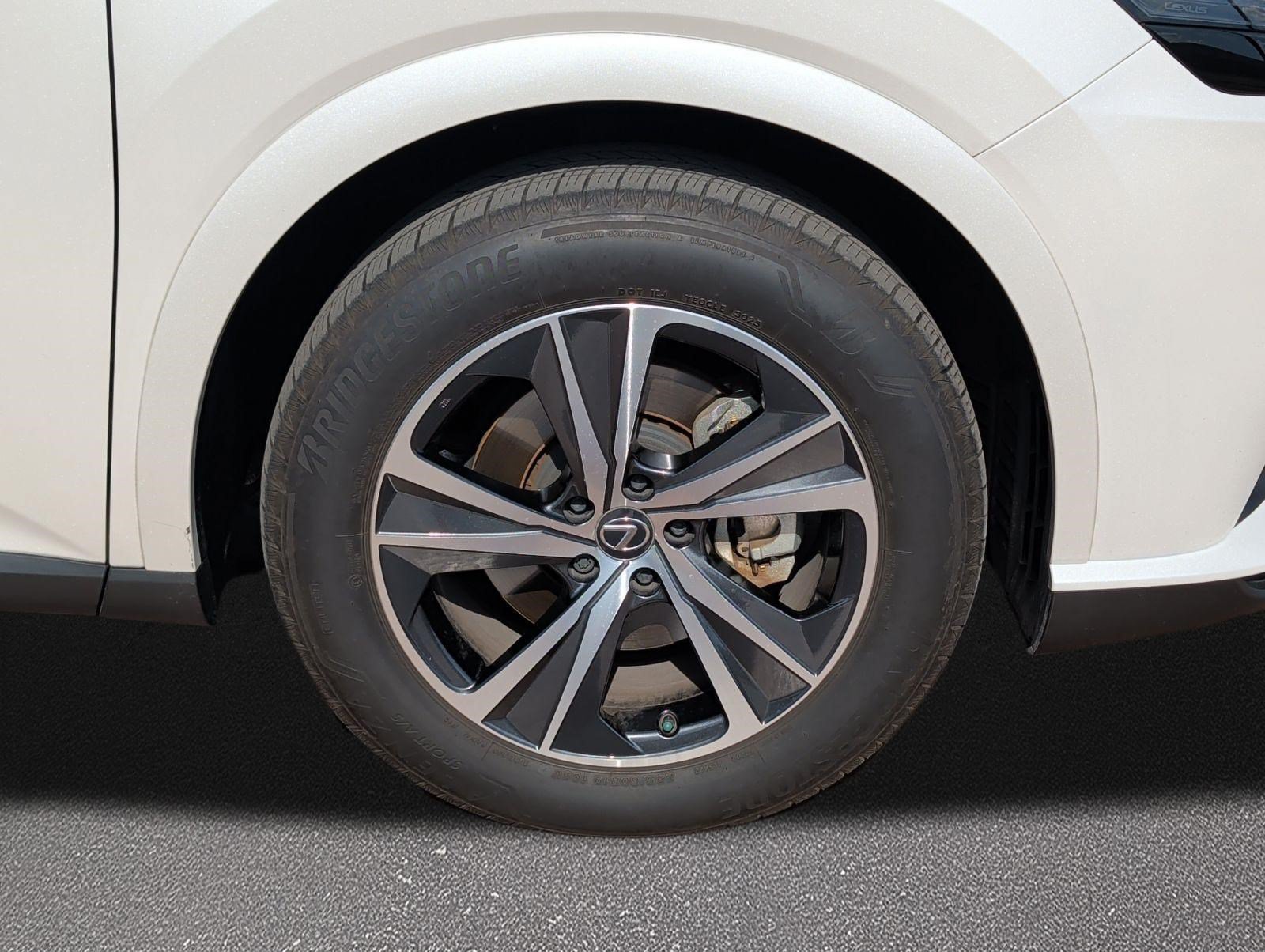 Certified 2025 Lexus RX 350 Premium w/ Accessory Package (Z1) FWD image 7
