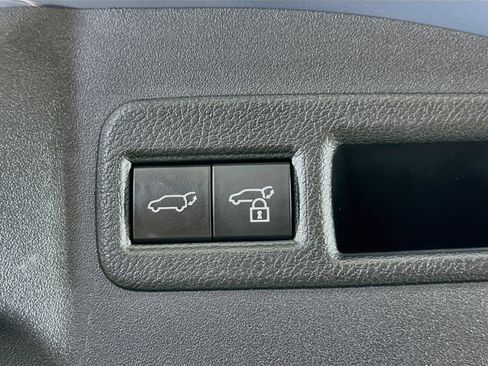 Used 2023 Subaru Solterra AWD image 32