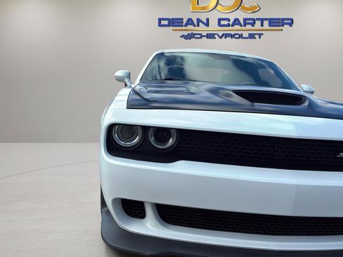 Used 2015 Dodge Challenger SRT Hellcat image 17