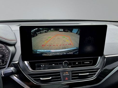 Used 2023 Nissan Altima 2.5 SR w/ SR Premium Package FWD image 15