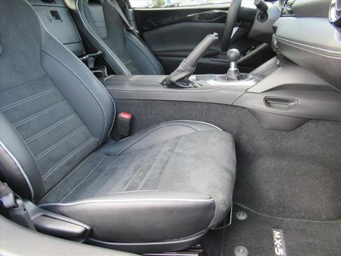 Used 2025 MAZDA MX-5 Miata Club w/ Brembo/BBS Recaro Package image 16