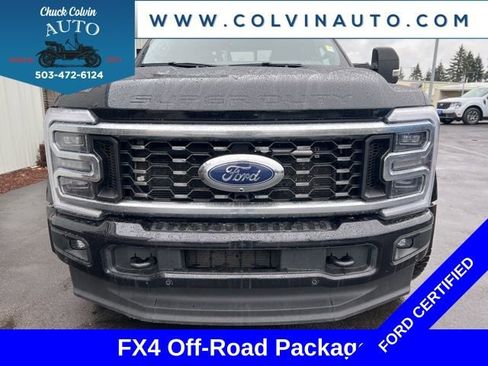 Certified 2025 Ford F450 Platinum w/ FX4 Off-Road Package image 4
