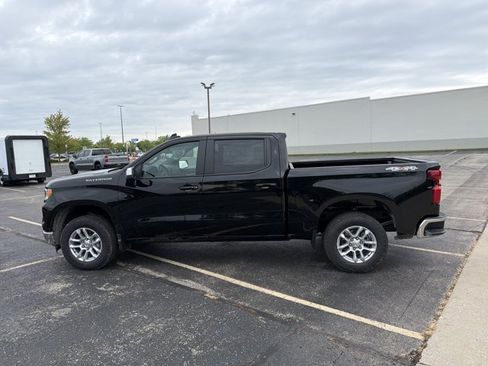 New 2026 Chevrolet Silverado 1500 LT w/ Safety Package AWD/4WD image 8