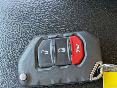 Used 2021 Jeep Gladiator Rubicon image 28