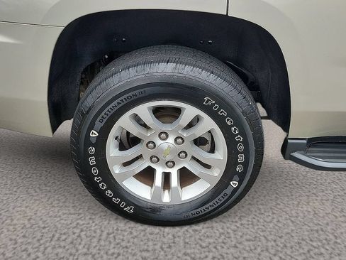 Used 2015 Chevrolet Tahoe LT RWD image 7