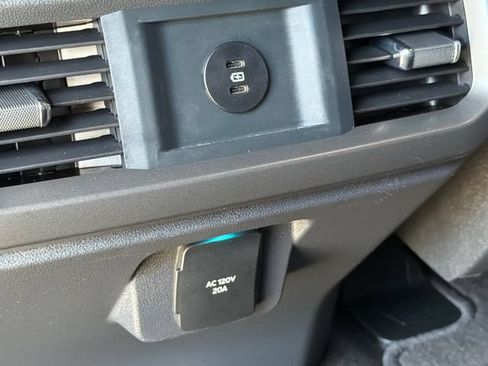 Certified 2025 Ford F150 Tremor AWD/4WD image 16