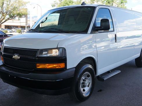 Used 2021 Chevrolet Express 2500 Extended w/ Driver Convenience Package RWD image 7