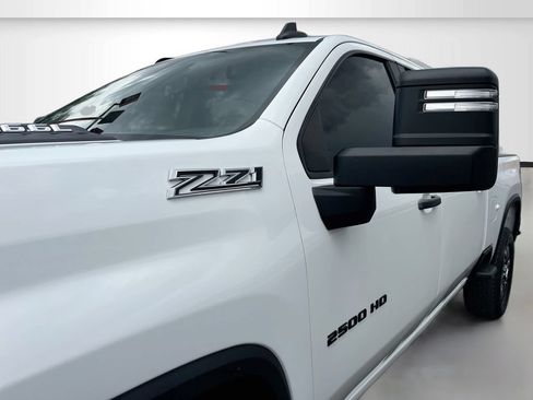 Used 2024 Chevrolet Silverado 2500 Custom w/ Custom Convenience Package AWD/4WD image 32