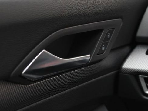 New 2026 Volkswagen GTI SE FWD image 7