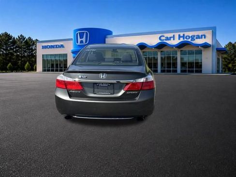 Used 2015 Honda Accord Sport image 8