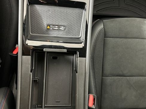 Certified 2024 Chevrolet Blazer EV RS image 24