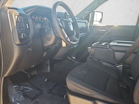 Used 2021 Chevrolet Silverado 2500 Custom w/ Custom Value Package AWD/4WD image 9