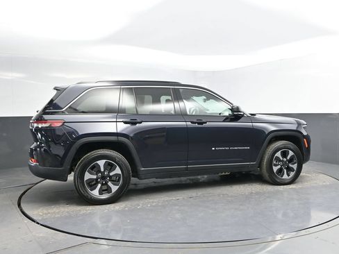 Used 2024 Jeep Grand Cherokee Limited 4xe AWD/4WD image 8