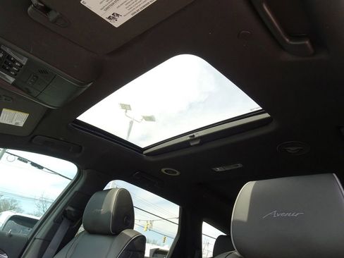 Used 2024 Buick Enclave Avenir w/ Trailering Package, 5000 lbs. FWD image 11
