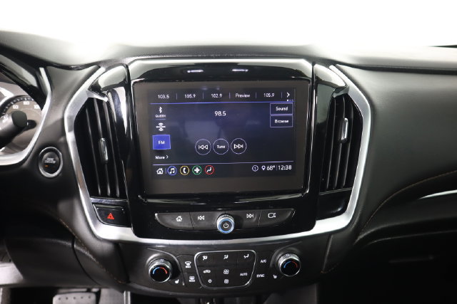 Used 2020 Chevrolet Traverse LT AWD/4WD image 46