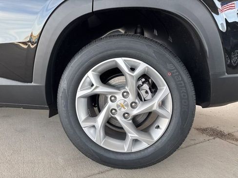New 2026 Chevrolet Trax LS FWD image 5