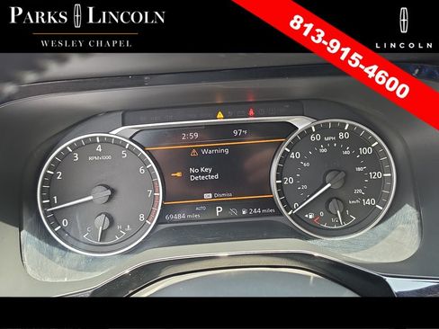 Used 2022 Nissan Pathfinder Platinum AWD/4WD image 32