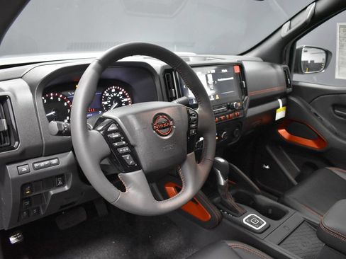 New 2026 Nissan Frontier PRO-4X w/ Pro Premium Package AWD/4WD image 4