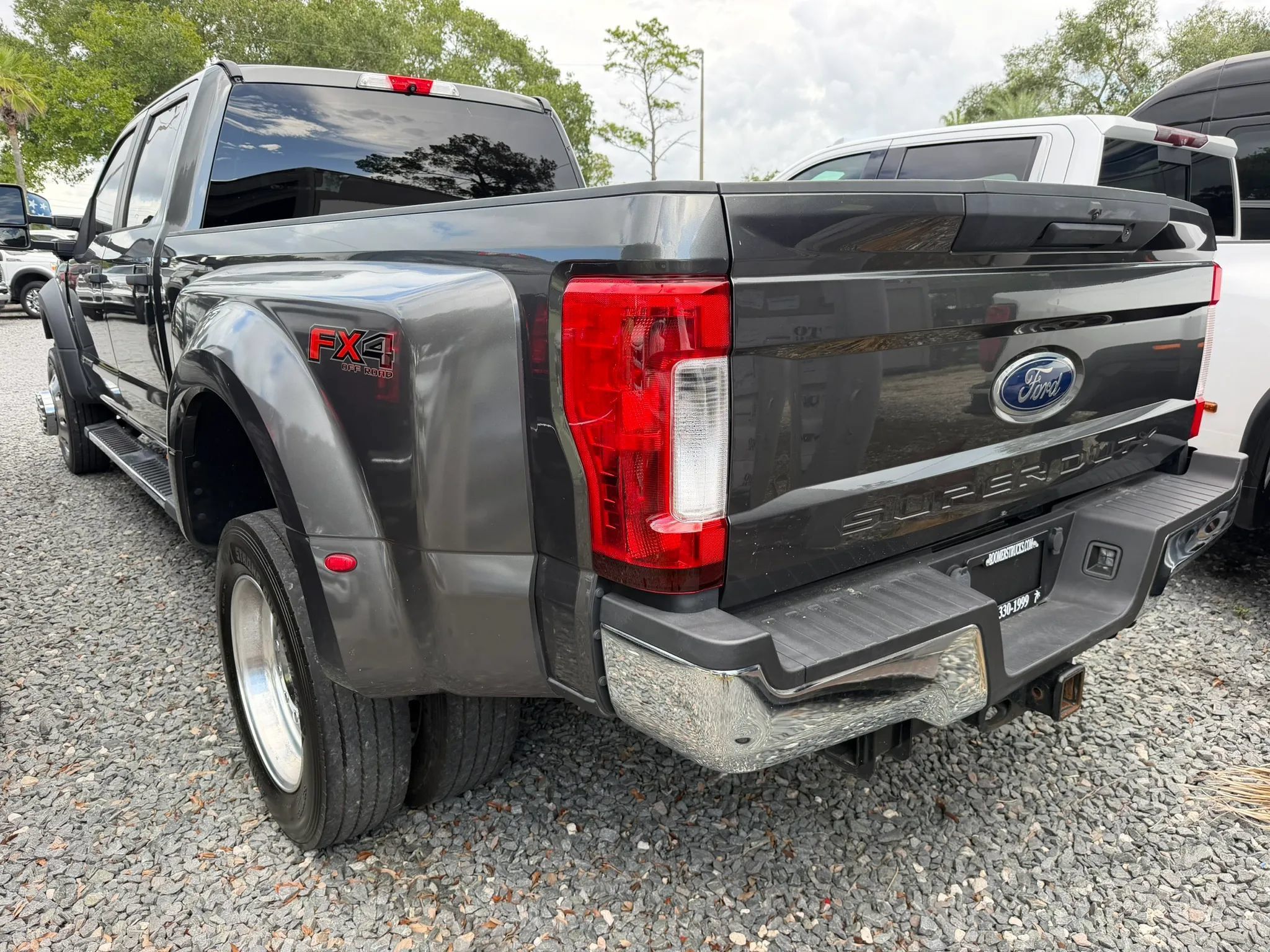 Used 2019 Ford F450 XL w/ Power Equipment Group AWD/4WD image 4