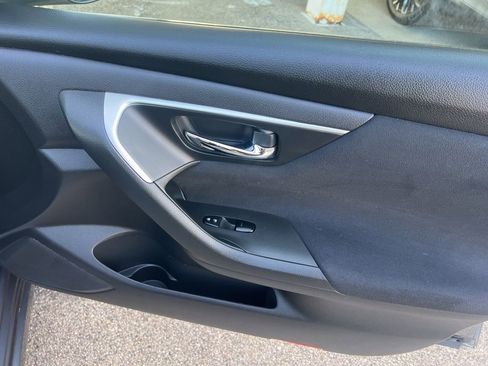 Used 2015 Nissan Altima 2.5 S w/ Power Driver Seat Package FWD image 20