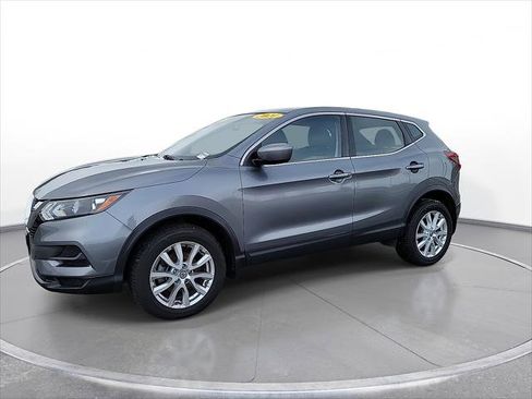 Used 2021 Nissan Rogue Sport S image 4