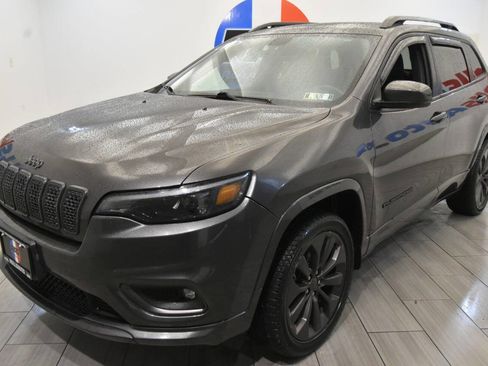 Used 2019 Jeep Cherokee High Altitude image 1