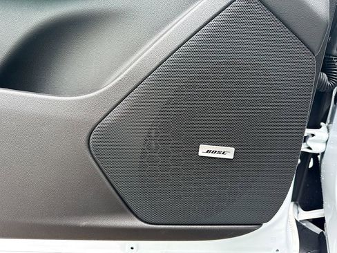 New 2025 Cadillac XT5 Luxury w/ LPO, Floor Liner Package image 18